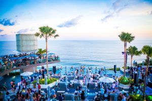 Omnia Bali: Pesta Mewah di Pinggir Pantai