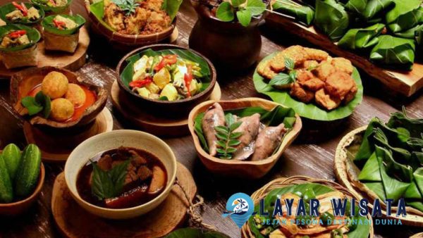 Destinasi Kuliner Terbaik dan Paling Rekomendasi di Indonesia
