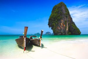 Thailand: Negeri Senyuman dan Pantai-Pantai Eksotis