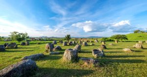 Pesona Laos Plain of Jars
