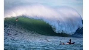 Mavericks, California