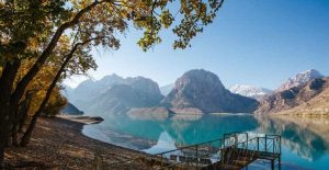 Keindahan Danau Iskanderkul Tajikistan