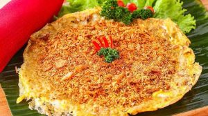 Kerak Telor: Sensasi Gurih Renyah Khas Betawi yang Bikin Nagih!