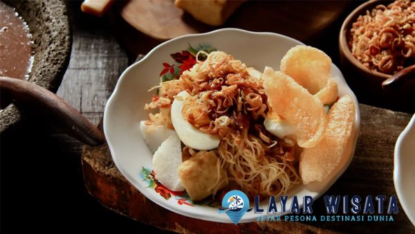 Ketoprak: Perpaduan Rasa yang Menggoda Selera!