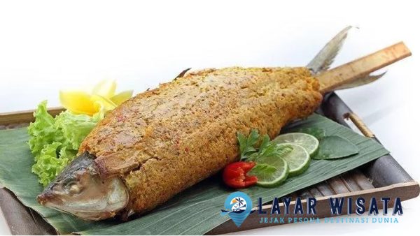 Sate Bandeng: Warisan Kuliner Banten yang Menggoda Selera!