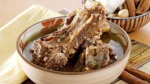 Menguak Kelezatan Konro Bakar: Kuliner Legendaris Makassar!