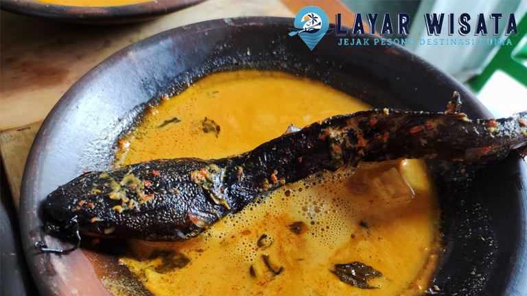 Nikmatnya Mangut Lele: Perpaduan Sempurna Ikan dan Rempah! 