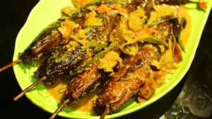 Nikmatnya Mangut Lele: Perpaduan Sempurna Ikan dan Rempah! 