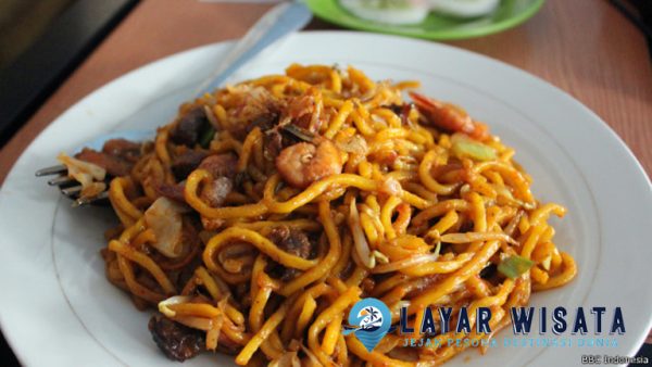 Sensasi Meledak di Lidah: Nikmatnya Mie Aceh yang Autentik!