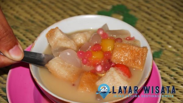 Jangan Lewatkan Kesempatan Menikmati Hangatnya Sekoteng!