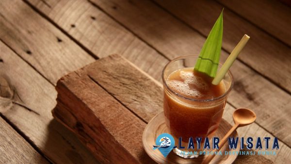 Bandrek: Minuman Tradisional Jawa Barat yang Kaya Manfaat!