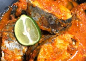 Pangek Tuna: Kejutan Rasa Pedas dan Gurih dalam Satu Sajian!