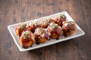 Takoyaki: Jajanan Klasik Jepang dengan Sentuhan Rasa Enak!