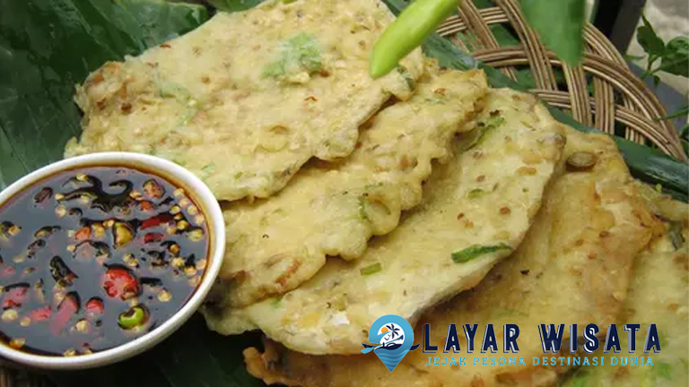 Mendoan: Kelezatan Tempe Goreng Tepung yang Memikat Selera!