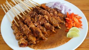 Rasa Khas Sate Madura: Bumbu Menggoda dan Memikat!