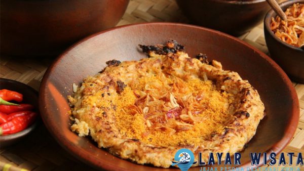 Mengulik Keunikan Kerak Telor, Jajanan Legendaris Betawi!
