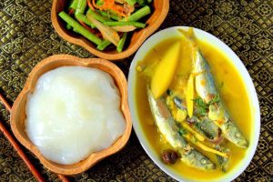 Papeda Kuah Rasa Gurih yang Membuat Lidah Ketagihan!