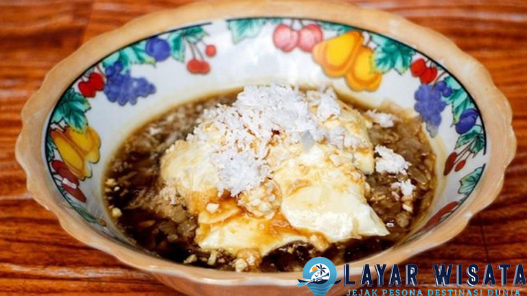 Menyelami Lezatnya Dadiah Mutiara Kuliner Khas Padang!