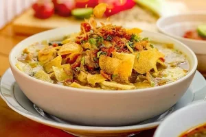 Rujak Soto Banyuwangi Kombinasi Rujak dan Soto yang Juara!