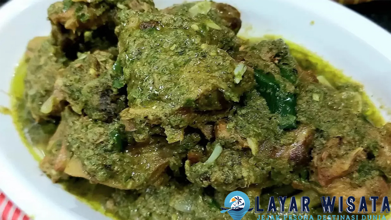 Gulai Itiak Sajian Unik Pedas yang Jadi No1 Primadona Padang
