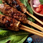 Sate Buntel Solo Lezatnya Daging2 yang Dibungkus Unik