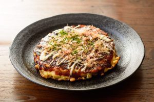 Okonomiyaki 8 Cara Bikin Kuliner Jepang yang Menggoda