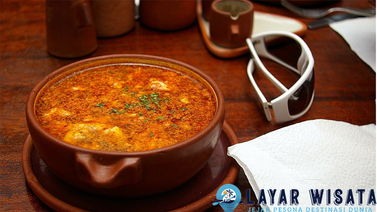 Sopa de Ajo dan 5 Sendok Kehangatan Baru Khas Spanyol