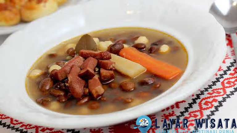Sup Kacang Merah Khas Manado yang Memikat 1952