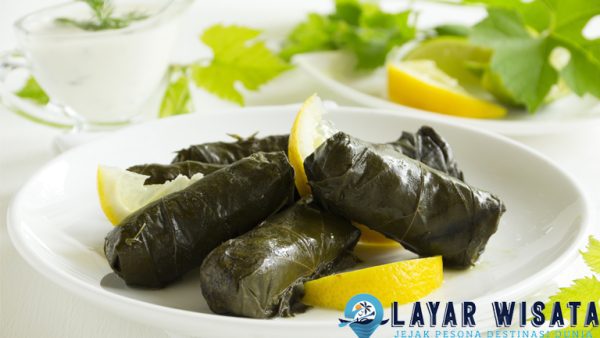 Dolma Si Kecil Berisi 5 Rasa Besar dari Anatolia 24 Dolma Si Kecil Berisi 5 Rasa Besar dari Anatolia