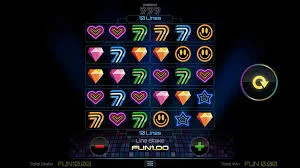 Disco 777 Bertema Retro Penuh Boombox