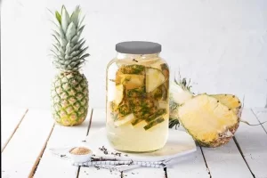 7 Khasiat Rahasia dalam Segelas Kesegaran Kulit Nanas