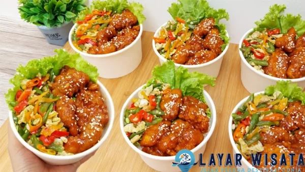 Rice Bowl Ayam Tinggal 3x Beli, Langsung Makan, Puas!