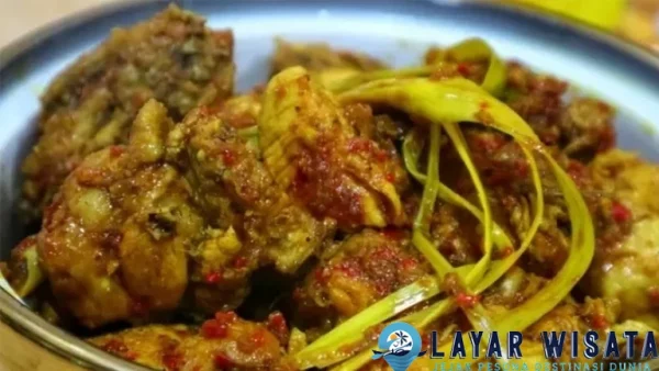 Pedesan Entog Penuh Pedasnya Bikin 2 Mata Melek!