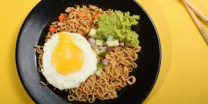 Indomie Goreng Kreasi Penuh 3 Topping Apa Saja Enak!