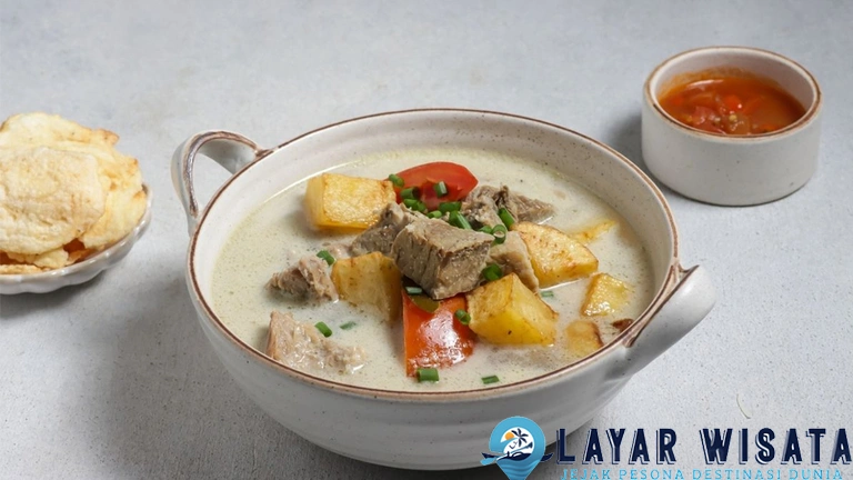 Soto Betawi: Makanan Enak Indah Lupa 3x Diet!